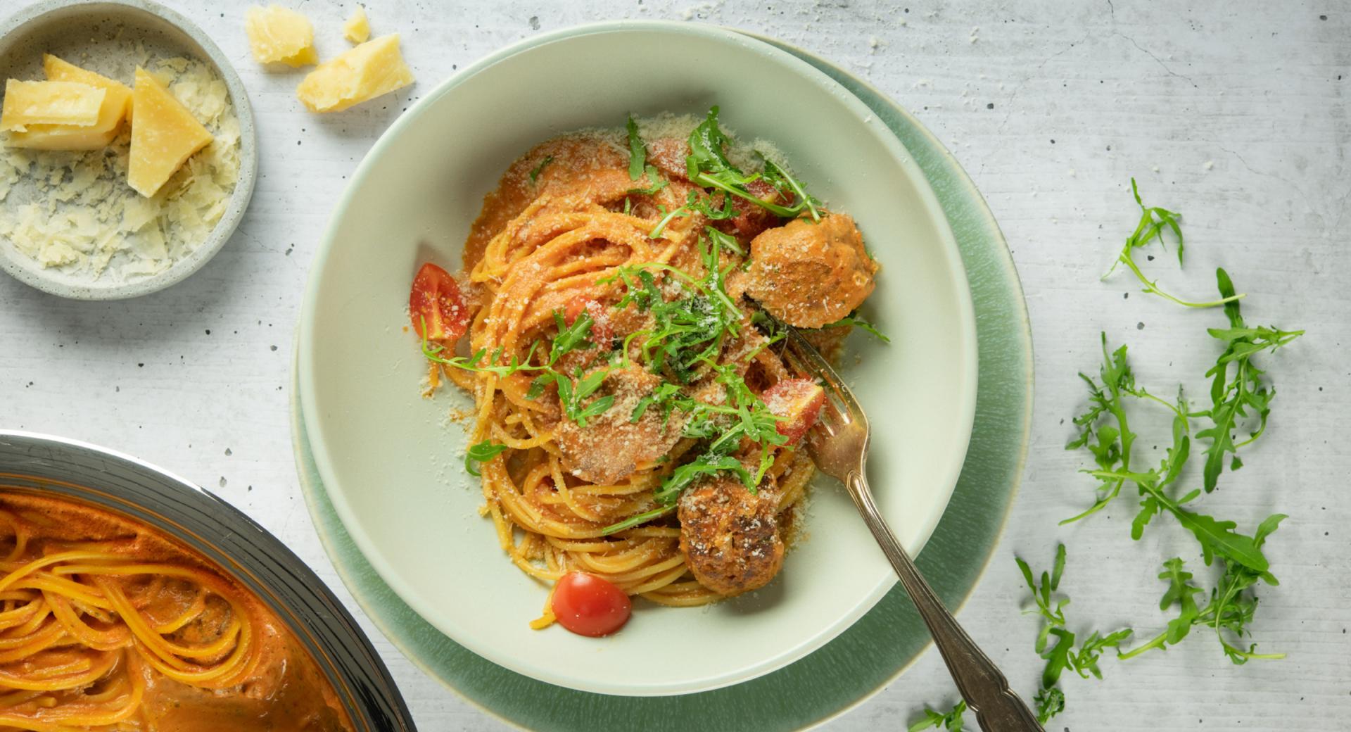 Spaghetti mit Hackbällchen