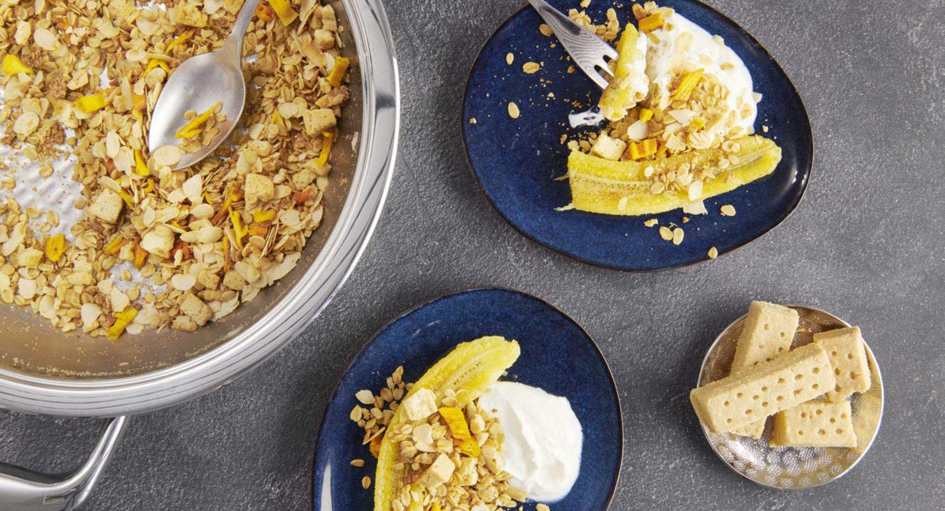 Gebratene Banane mit Chili-Crunch