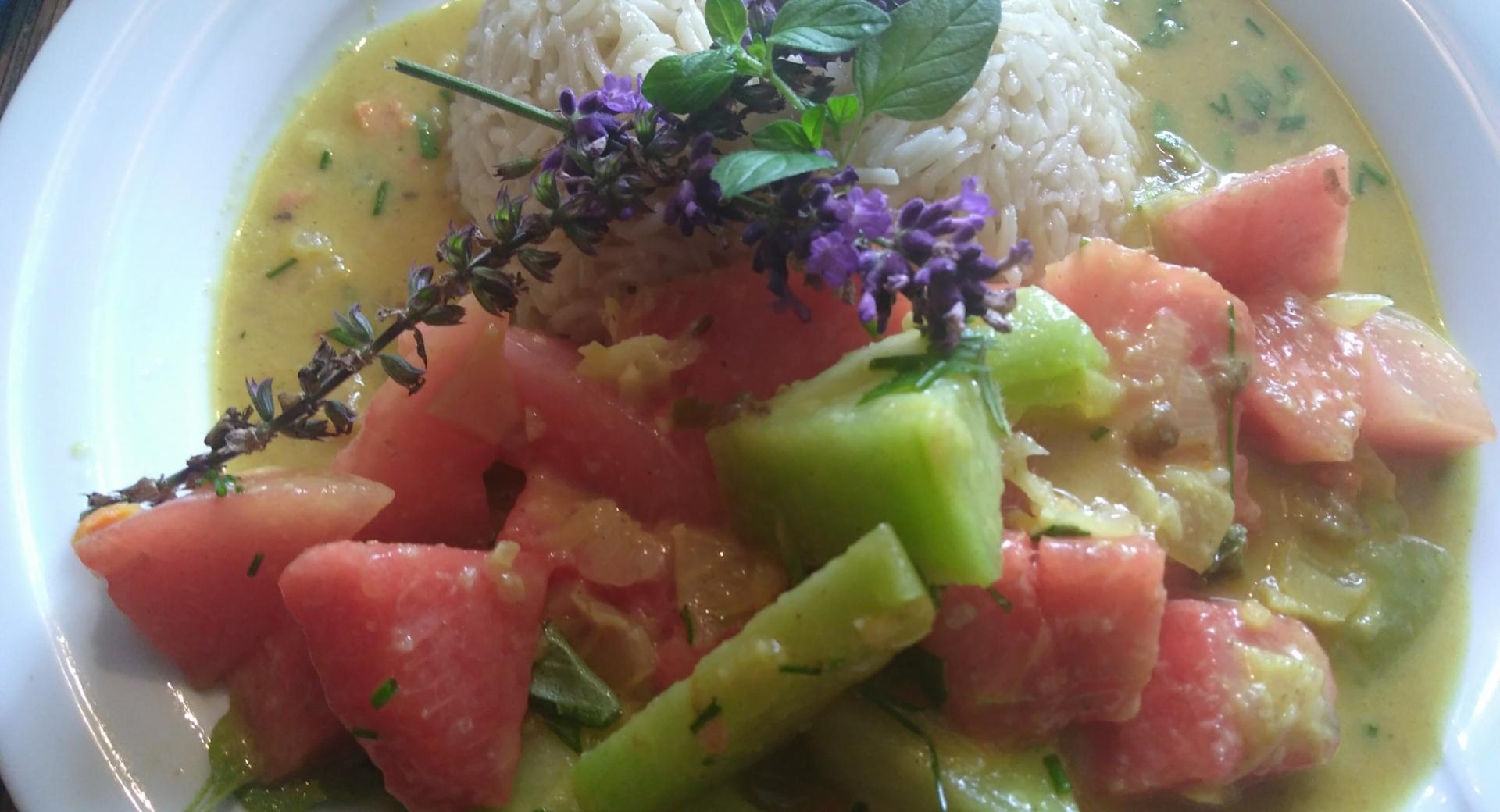 Veganes Melonencurry mit Kokosmilch und Basmatireis