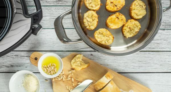 Parmesan-Crostini