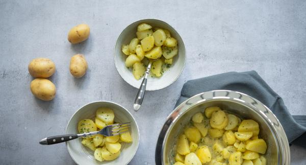 Kartoffelsalat mit Nussöl