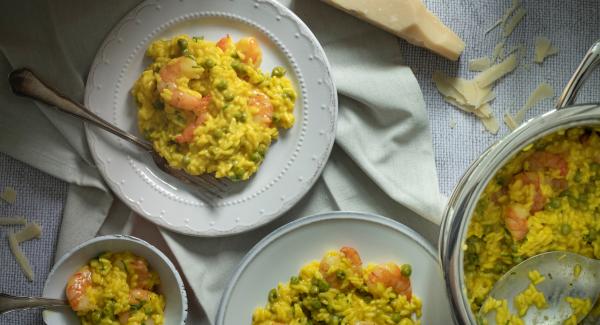 Safranrisotto mit Garnelen