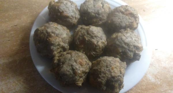 Leberknödel ( beilage oder Suppeneinlage)