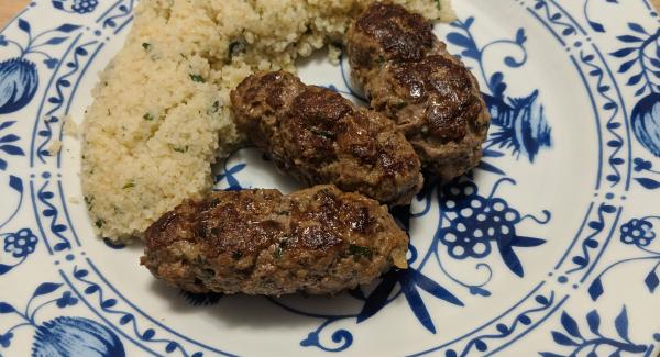 Hackbällchen nach Grichischer Art mit Bulgur