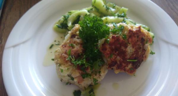 Fisch - Pflanzerl "Doria" mit Schmorgurken