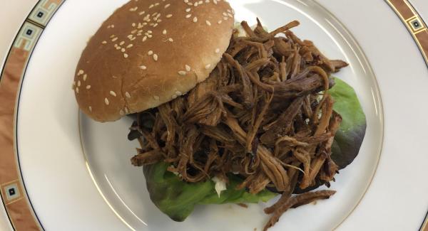 Pulled Pork Burger mit dem Secuquick