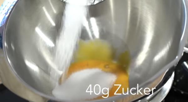 40g Zucker hinzugeben.